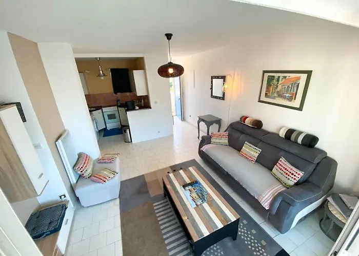 Appartement Vue Mer Le Chant Des Cigales